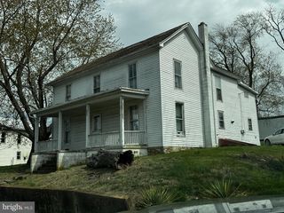 307 PALMYRA RD, Edinburg, VA 22824