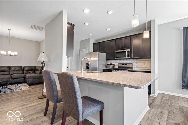 6760 Birmingham Avenue, Mccordsville, IN 46055