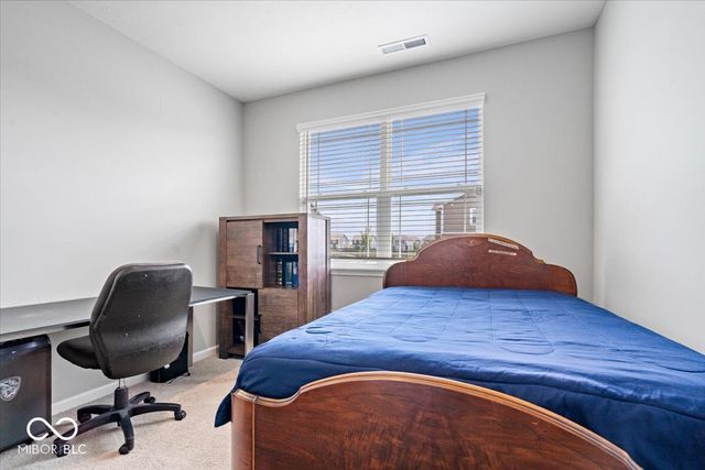 6760 Birmingham Avenue, Mccordsville, IN 46055