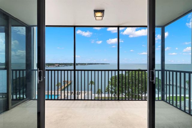 7100 SUNSHINE SKYWAY LANE S 703, St Petersburg, FL 33711