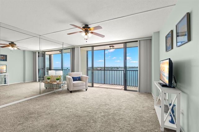 7100 SUNSHINE SKYWAY LANE S 703, St Petersburg, FL 33711
