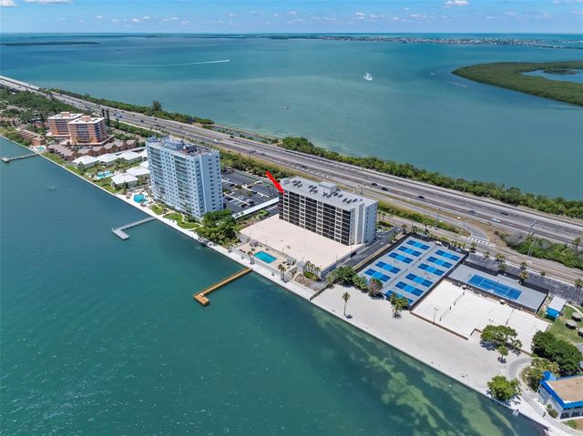 7100 SUNSHINE SKYWAY LANE S 703, St Petersburg, FL 33711