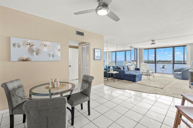 7100 SUNSHINE SKYWAY LANE S 703, St Petersburg, FL 33711