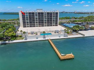 7100 SUNSHINE SKYWAY LANE S 703, St Petersburg, FL 33711