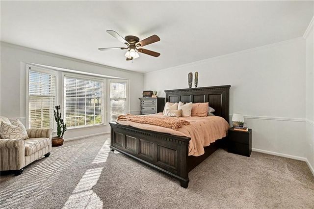 8011 W 113th Street, Overland Park, KS 66210