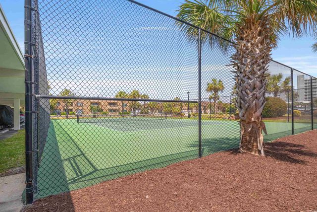 10200 Beach Club Dr Apt 9D, Myrtle Beach, SC 29572