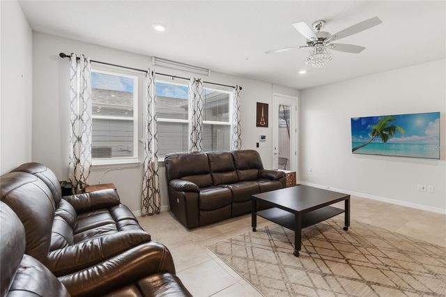 6910 REVERIE PARK AVE STREET, Orlando, FL 32829