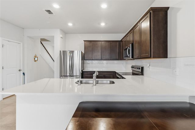 6910 REVERIE PARK AVE STREET, Orlando, FL 32829