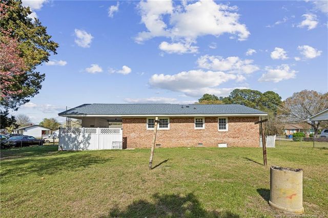 5039 ONSLOW Street, Fayetteville, NC 28311