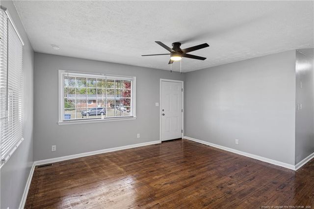 5039 ONSLOW Street, Fayetteville, NC 28311