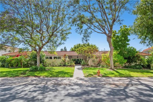 2319 Via Puerta O, Laguna Woods, CA 92637