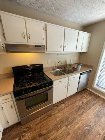 803 Wynnes Ridge SE Circle, Marietta, GA 30067