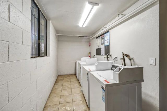 5805 Whitsett Avenue 201, Valley Village, CA 91607