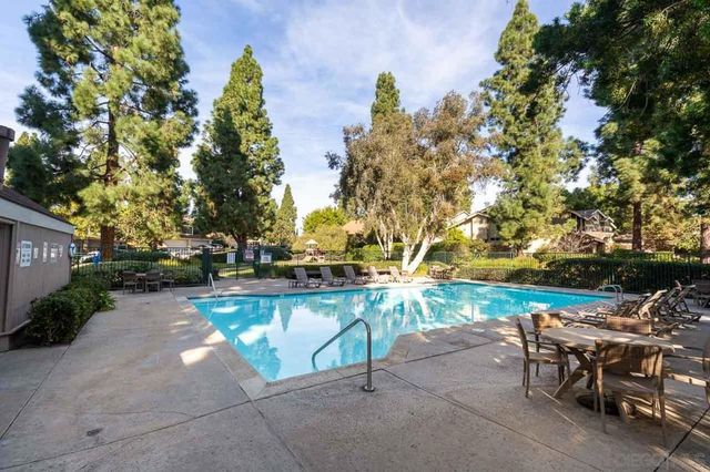 1470 Cactusridge St, San Diego, CA 92105