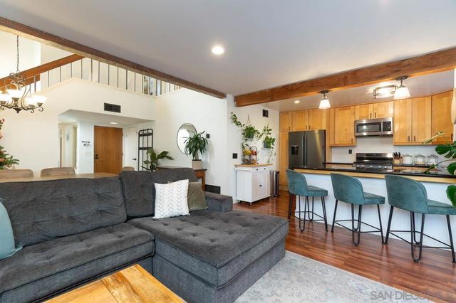 1470 Cactusridge St, San Diego, CA 92105