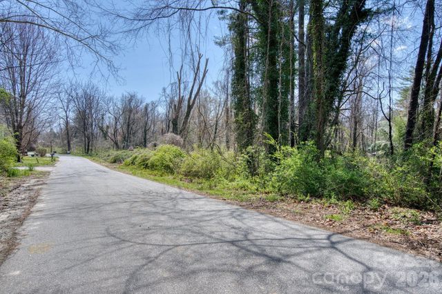 TBD Toms Hill Drive, Hendersonville, NC 28792