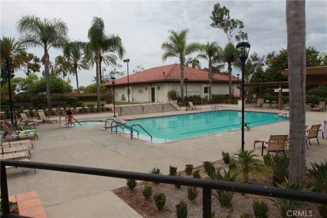 23531 Via Murillo, Mission Viejo, CA 92692