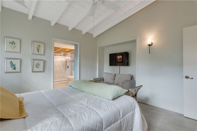 618 Holly Road, Vero Beach, FL 32963