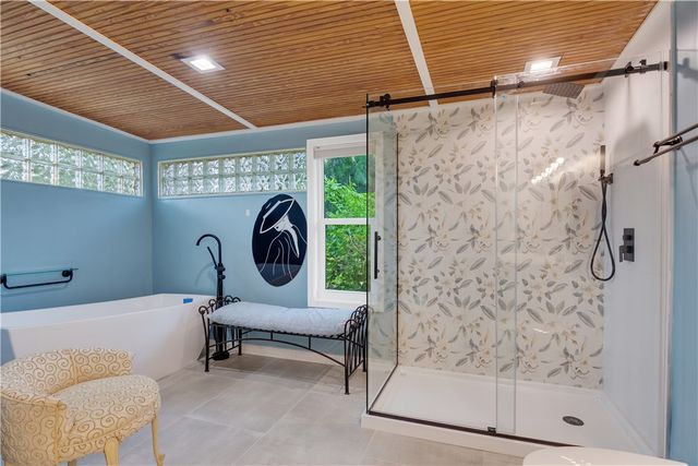 618 Holly Road, Vero Beach, FL 32963