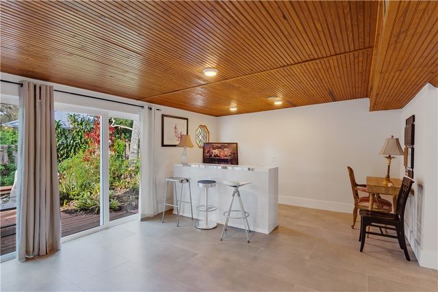 618 Holly Road, Vero Beach, FL 32963