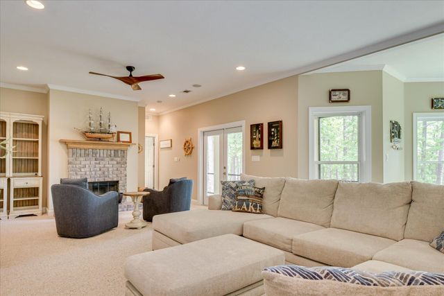 209 Apple Lane, Mc Cormick, SC 29835