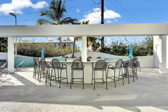 185 NE 4th Avenue 203, Delray Beach, FL 33483