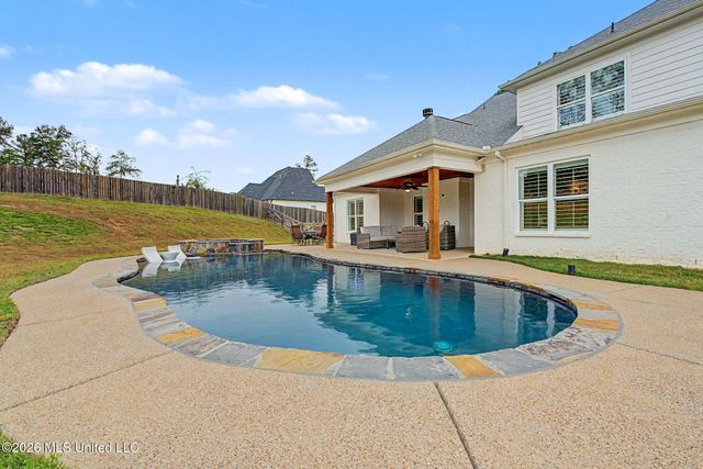 199 Louise Road, Byhalia, MS 38611