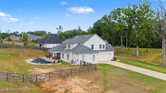 199 Louise Road, Byhalia, MS 38611