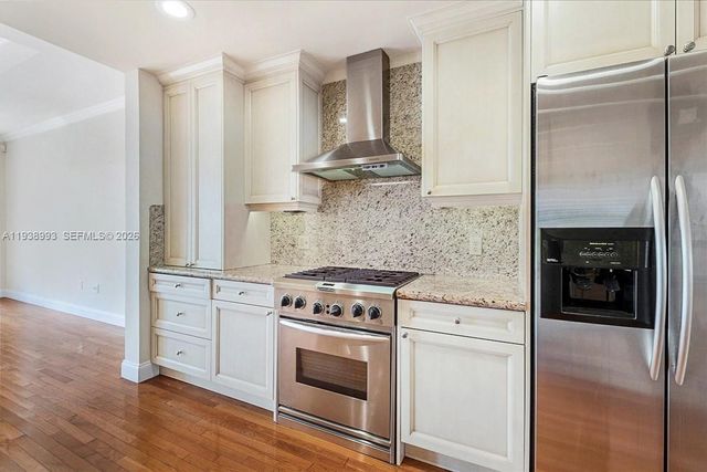 1109 Campo Sano Ave, Coral Gables, FL 33146