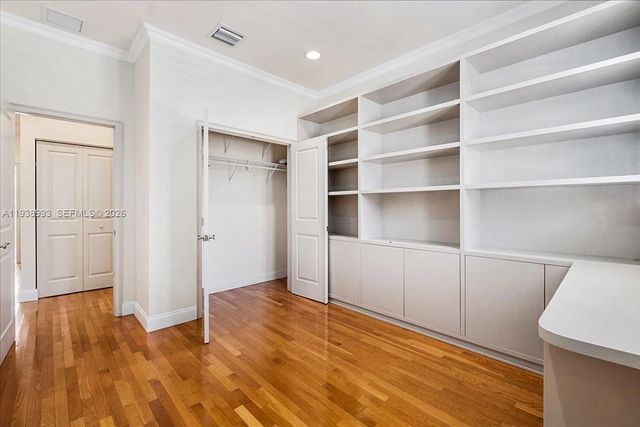 1109 Campo Sano Ave, Coral Gables, FL 33146