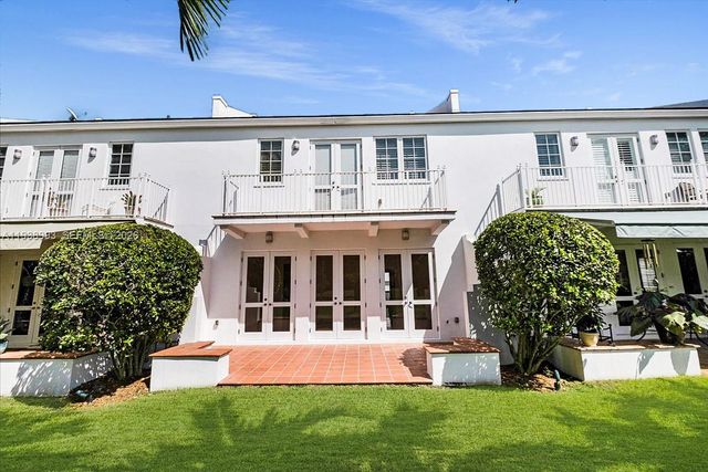 1109 Campo Sano Ave, Coral Gables, FL 33146