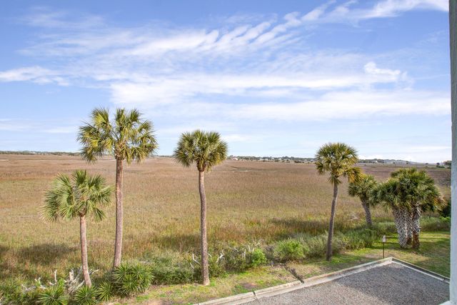 134 Marsh View Villas, Folly Beach, SC 29439