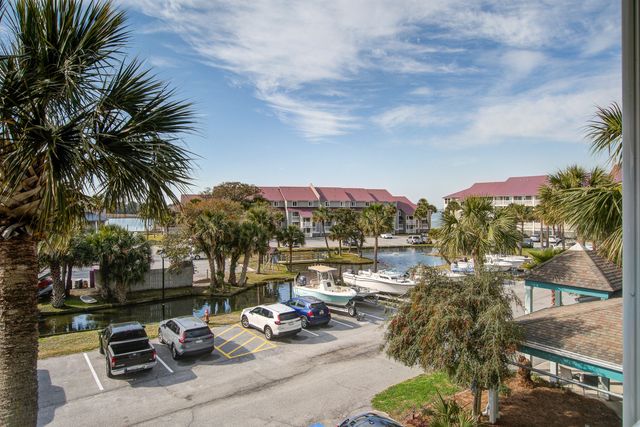 134 Marsh View Villas, Folly Beach, SC 29439