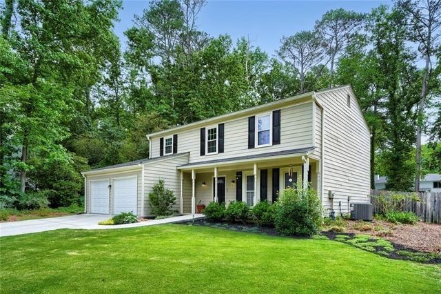 235 Barrington Drive, Roswell, GA 30076