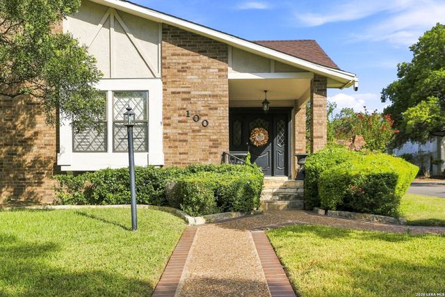100 Elizabeth Ann Ct., Castle Hills, TX 78213