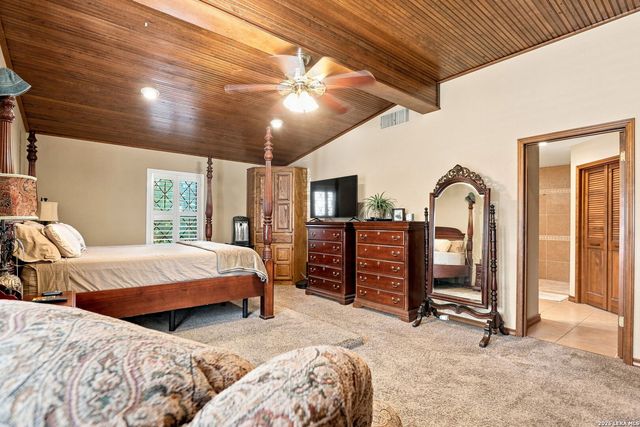 100 Elizabeth Ann Ct., Castle Hills, TX 78213