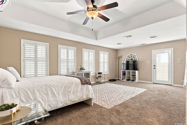 100 Elizabeth Ann Ct., Castle Hills, TX 78213