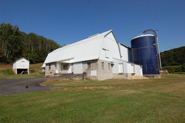 18525 County Road E, Richland Center, WI 53581