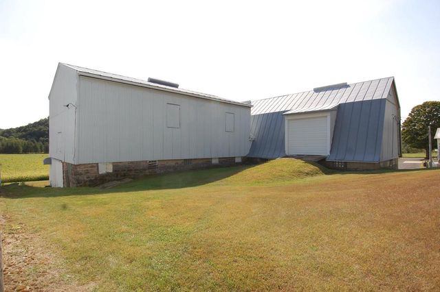 18525 County Road E, Richland Center, WI 53581