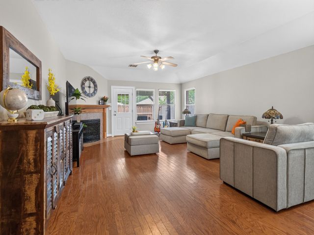 3516 Goldstone Drive, Mckinney, TX 75070