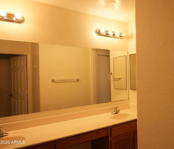 1632 W CHANUTE Pass, Phoenix, AZ 85041