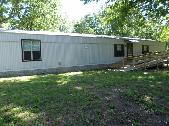 862 Chambers Spring Rd, Waverly, TN 37185