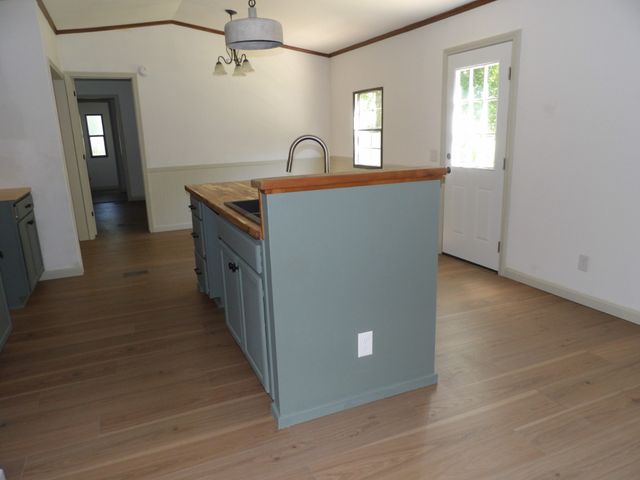 862 Chambers Spring Rd, Waverly, TN 37185