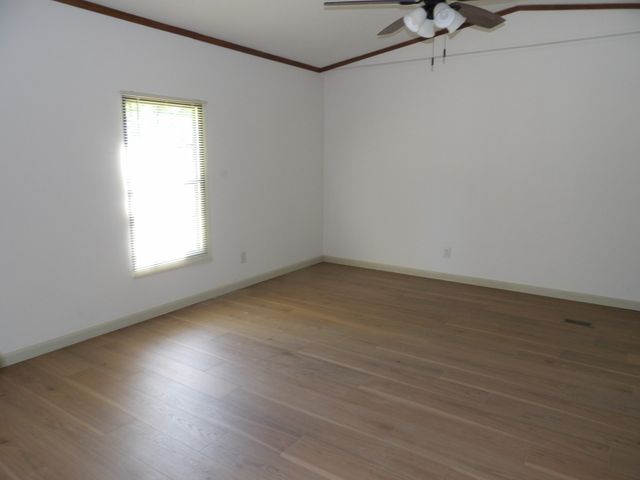 862 Chambers Spring Rd, Waverly, TN 37185
