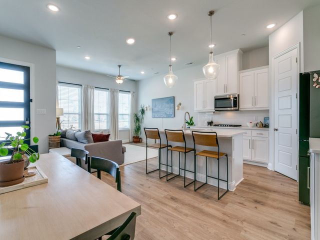 12964 Rockham Lane, Farmers Branch, TX 75234