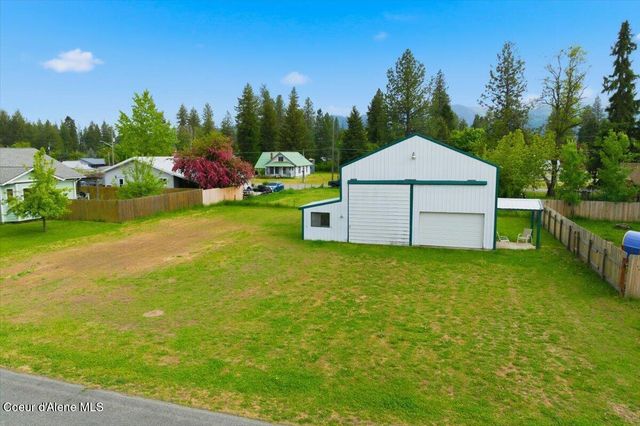348 Glidden Ave, Priest River, ID 83856