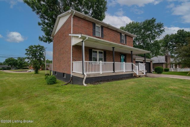 102 Kristen Ct, Radcliff, KY 40160