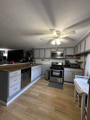 49 Seventh Street, Colchester (colchester), VT 05446