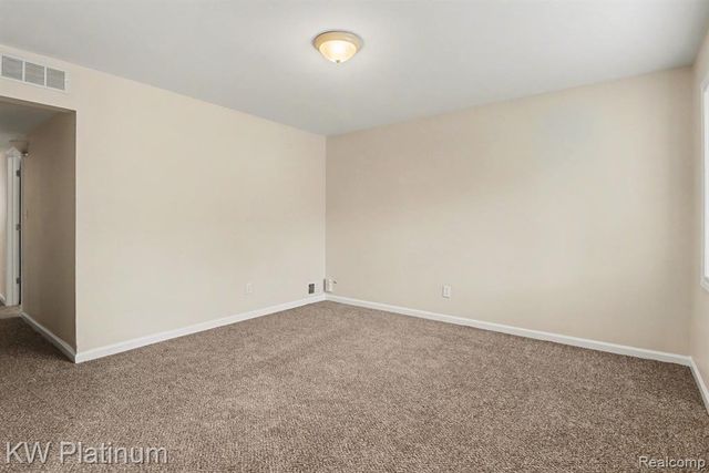 12416 Vernon Avenue, Warren, MI 48089