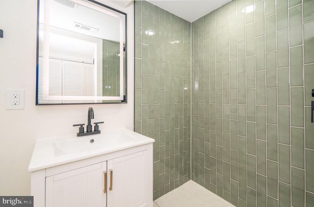 2612 CECIL AVE, Baltimore, MD 21218
